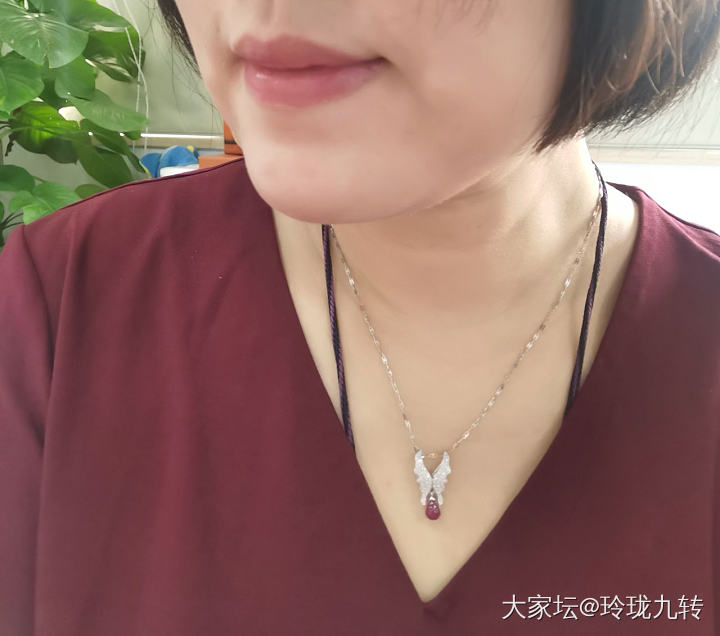 十年前的小东西_吊坠彩色宝石