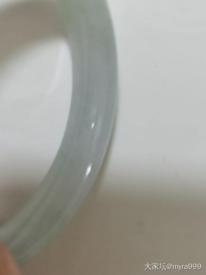 现在很少有这么做镯子的吧？！_手镯翡翠