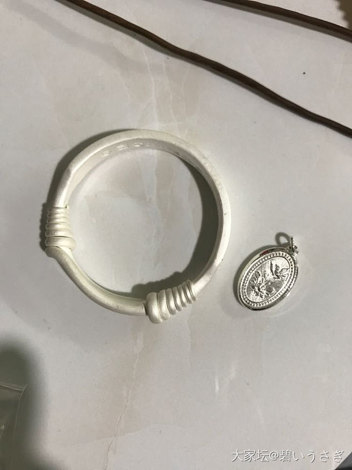 想看看大家戴旧的老银复刻_银