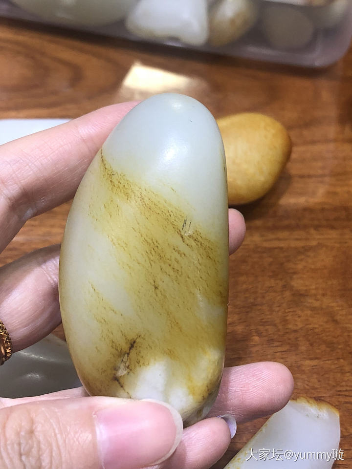 看看毛孔_和田玉