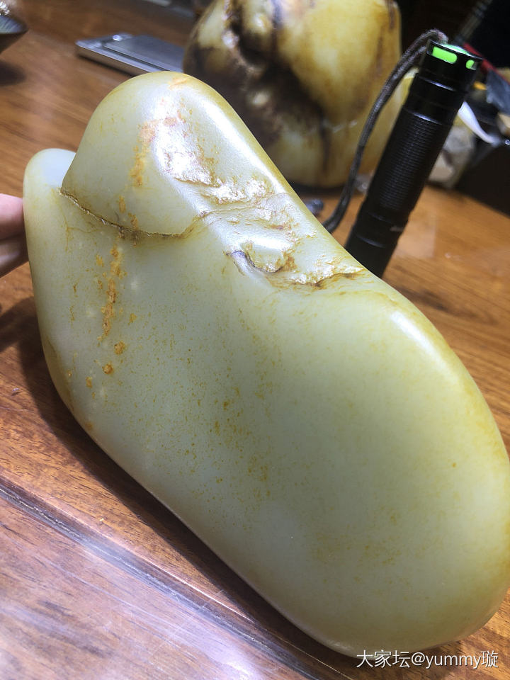 看看毛孔_和田玉