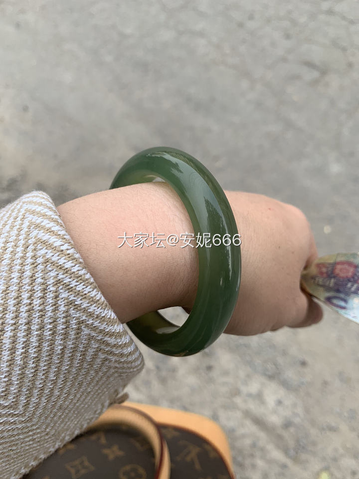 岫岩玉真的没人喜欢？_岫岩玉