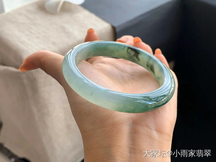 缅甸翡翠，代代相传。_翡翠