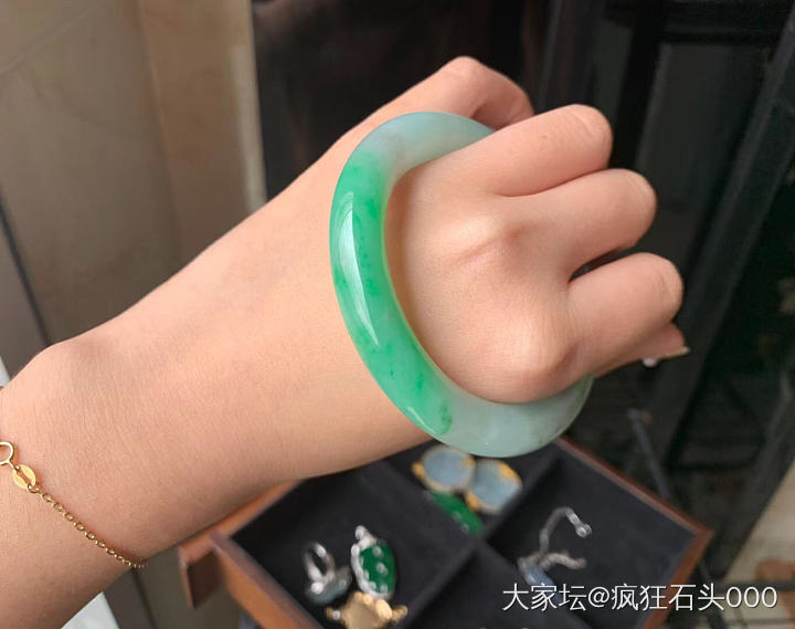 翡翠镯子_手镯翡翠