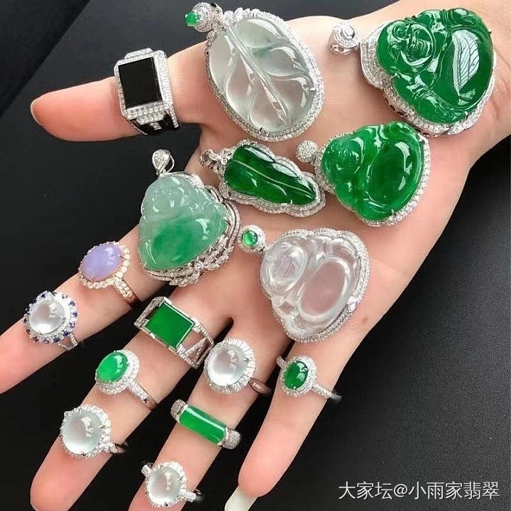 吉样如意，人养玉三年，玉养人一生。_翡翠