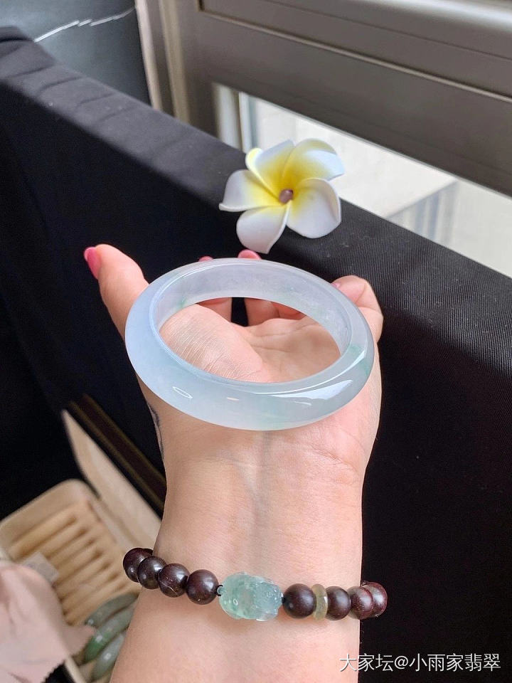 A货高冰翡翠，寓富贵传承，绵延不断，嬉福美满。_翡翠