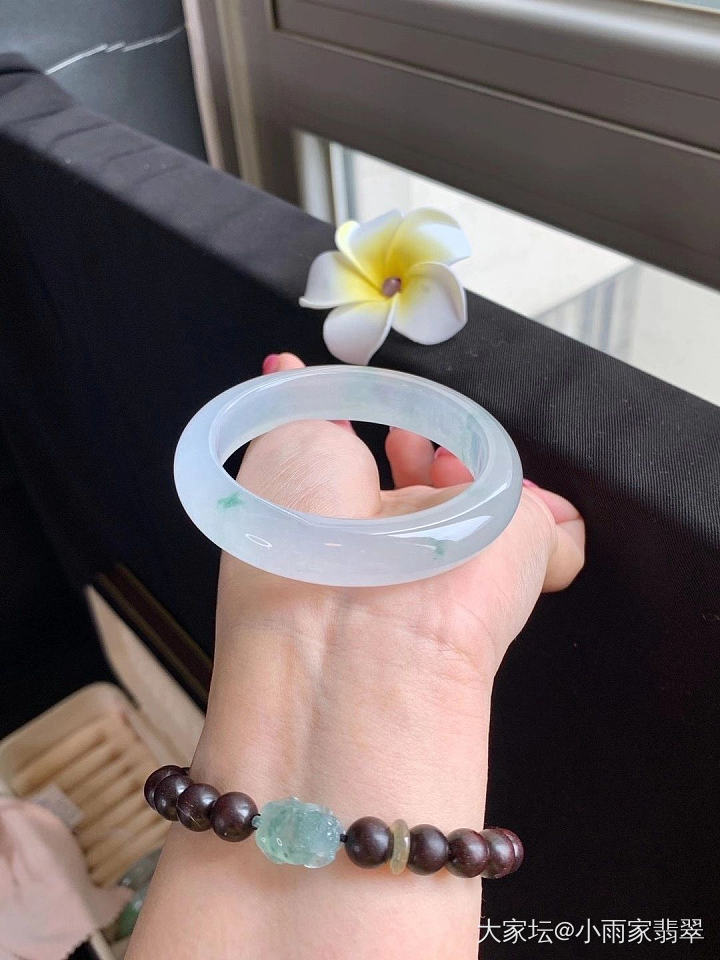 A货高冰翡翠，寓富贵传承，绵延不断，嬉福美满。_翡翠