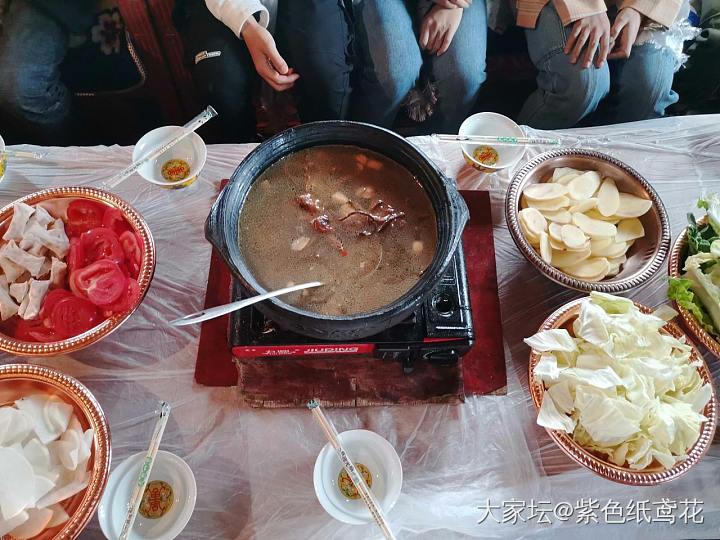 第一次吃菌菇锅，等得好急_美食