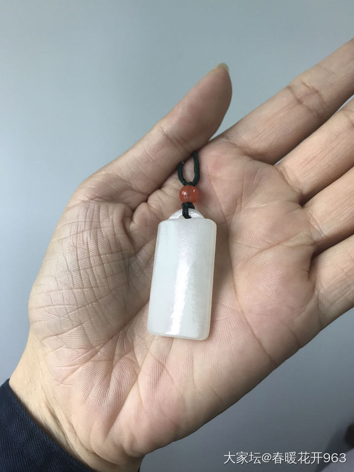 一个和田玉的小牌牌_牌子挂件和田玉