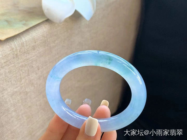 暖冬新品，翡翠正品A货缅甸珠宝饰品附证书!_翡翠