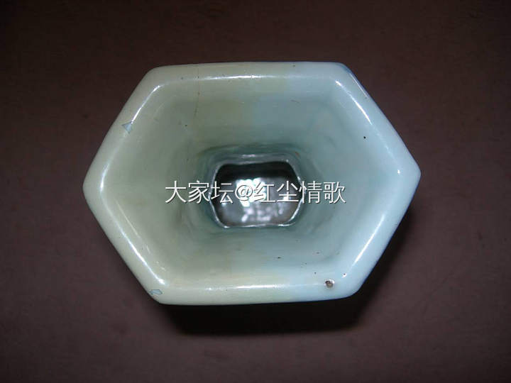 咱的藏品 清康熙祭蓝釉鎏金山水风景纹六棱双耳观音匾瓶