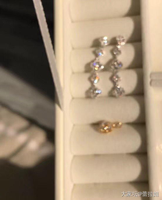 珠宝展买的钻石耳钉_耳钉钻石