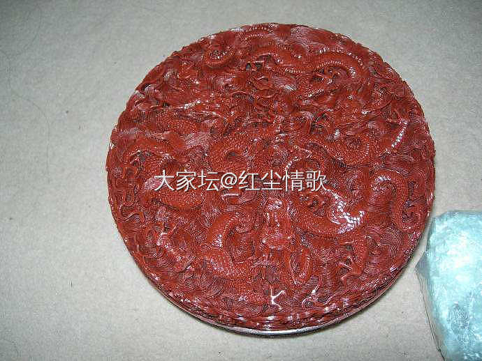 咱的藏品 清乾隆年款，漆剔红，海水云九龙纹宝盒  高6.5CM 宽15,5CM