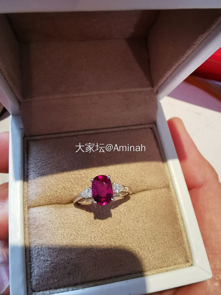 A thing of beauty if a joy forever._名贵宝石