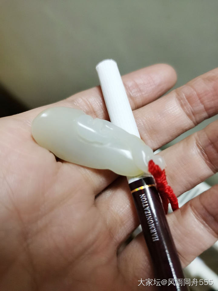 黄皮籽料小如意_和田玉
