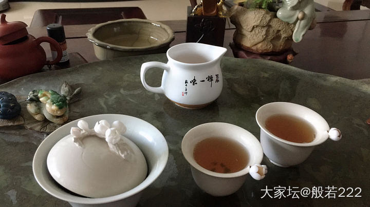 喝茶的姐妹们都来秀下自己的茶桌吧_茶道