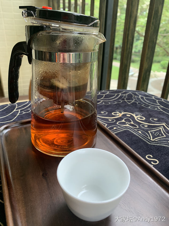 喝茶的姐妹们都来秀下自己的茶桌吧_茶道