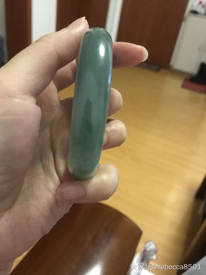 想出手大家帮看一下吧_翡翠手镯