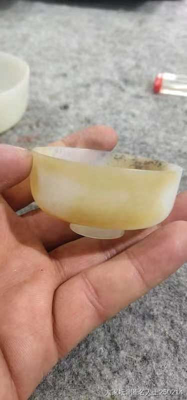 随聊，为什么同品质且末糖白贵得多_和田玉