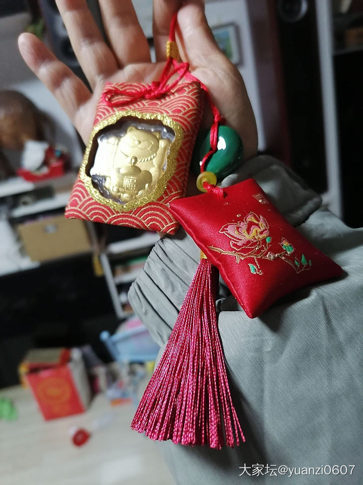 香囊包挂，里面放香丸，过年送人可喜庆了_挂饰