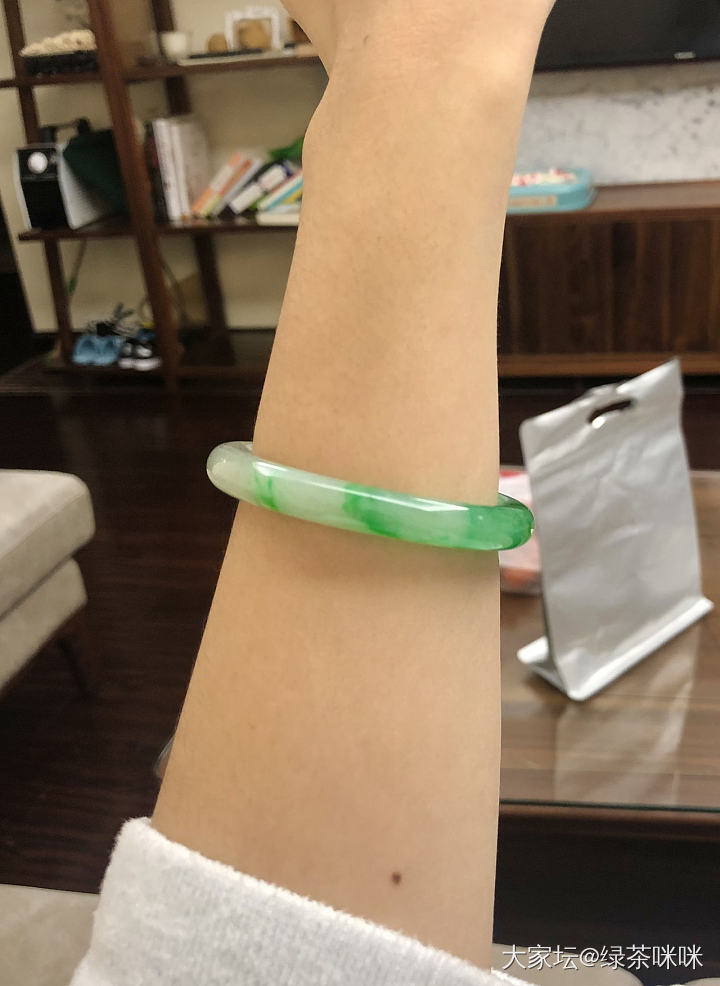 晚饭后撸我的宝贝啊_手镯和田玉翡翠