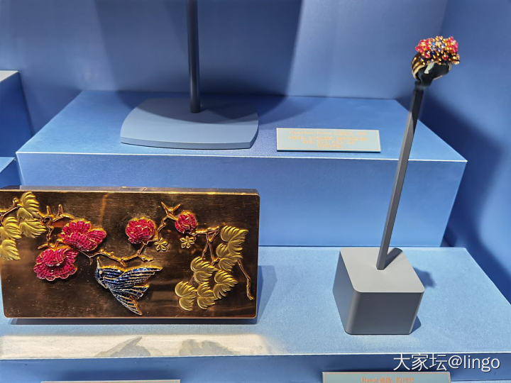 【梵克雅宝】“相遇情人桥”限时体验空间_展会