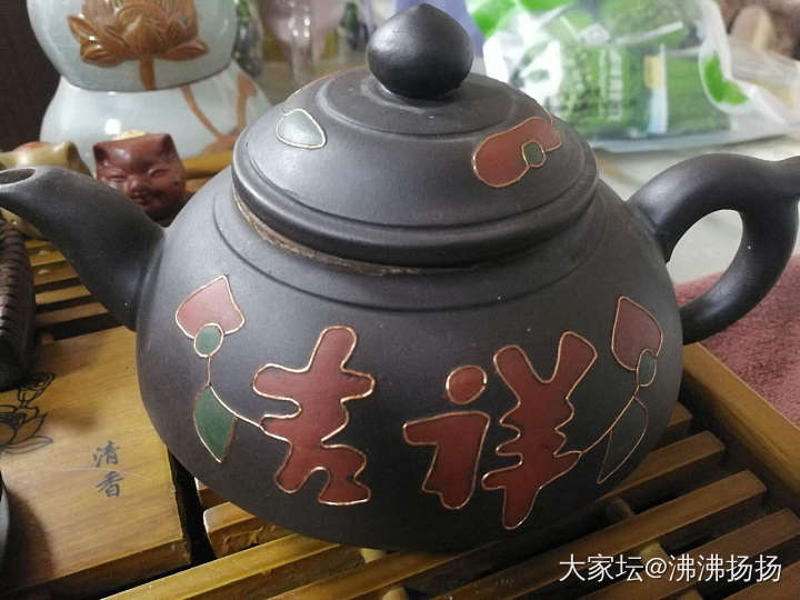 紫砂胎掐丝珐琅彩壶？_茶道