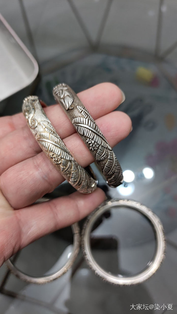 买了潮宏基的古法银手镯，帮我看看是不是太贵了？_手镯银
