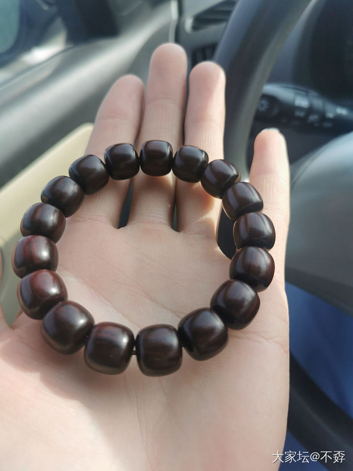 过年就要红红火火_小叶紫檀珠串