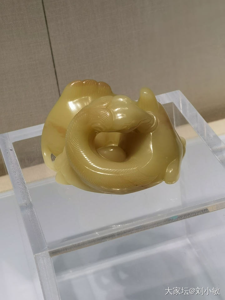 麻烦问一下，和田玉的脂粉好，到底是个什么意思？_挂件珠串手镯和田玉