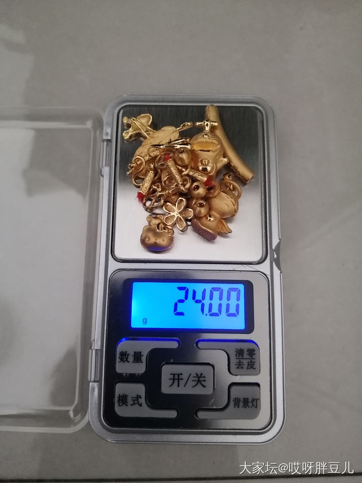 旧料寄走，迎松麻