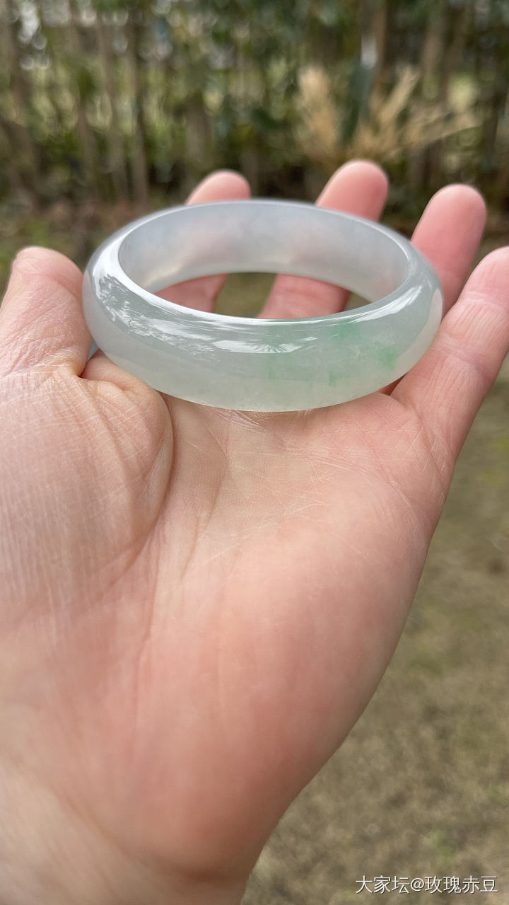 来来来 秀秀你的镯子最美和最丑的样子吧😁_手镯翡翠