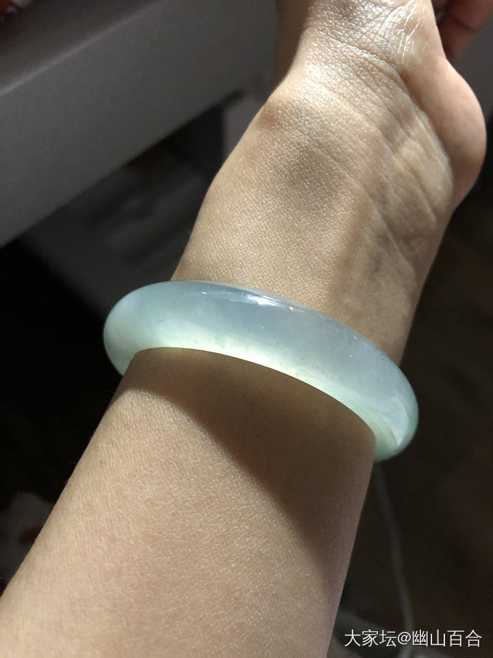 来来来 秀秀你的镯子最美和最丑的样子吧😁_手镯翡翠