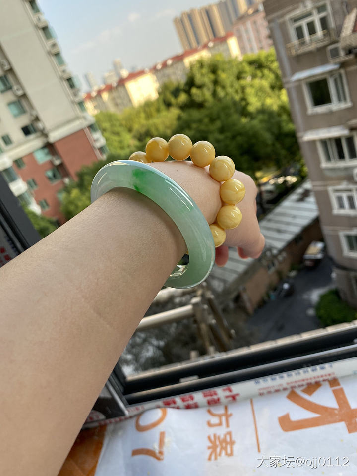 来来来 秀秀你的镯子最美和最丑的样子吧😁_手镯翡翠