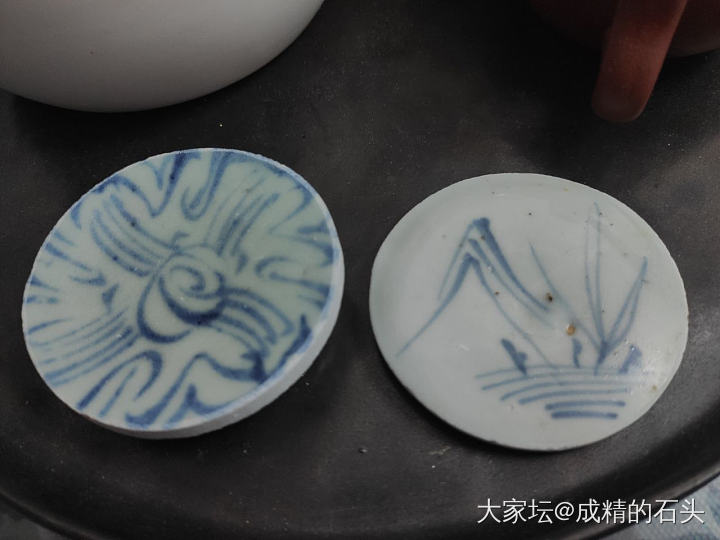 右边的是什么图案呢？_陶瓷