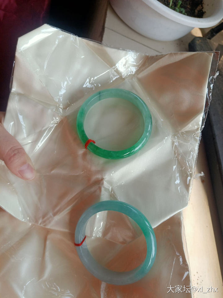 大家一起来看看B货翡翠
