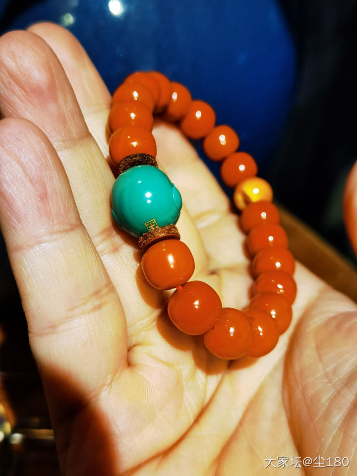 又下雨，盘串喝茶比较舒服_珠串松石玉石玉髓玛瑙