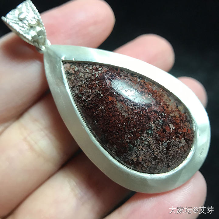 四季花园幽灵水晶
水晶比较大，五色幽灵水晶，有收藏癖，所以也会收一些稀罕的宝石，..._水晶