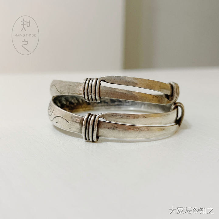 勉强配对的老银推圈对镯_手镯银
