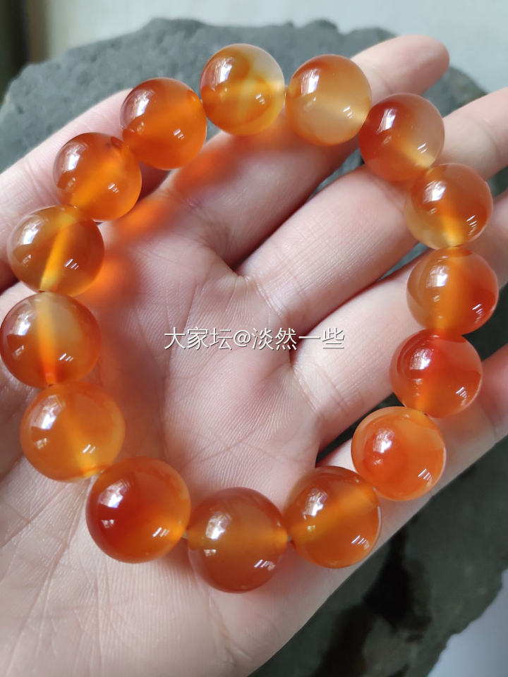 北红手串_玉髓玛瑙