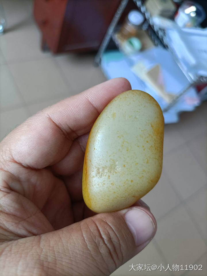 刚买的石头，大神帮忙看看是籽吗_原石和田玉