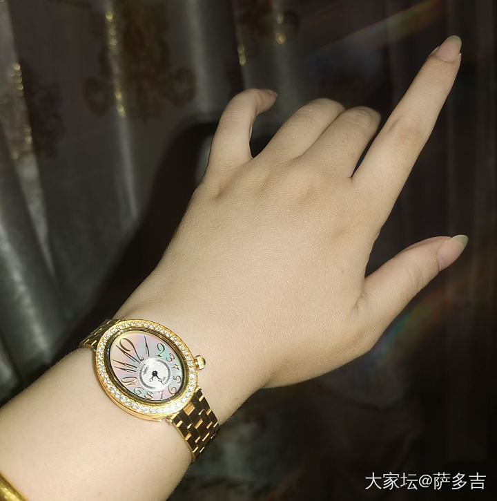 纳布卢斯皇后金表_手表