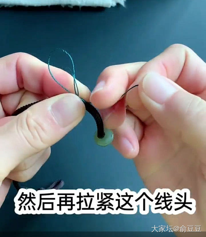 来来来，再手残也能编的小豹纹手绳分享_编绳