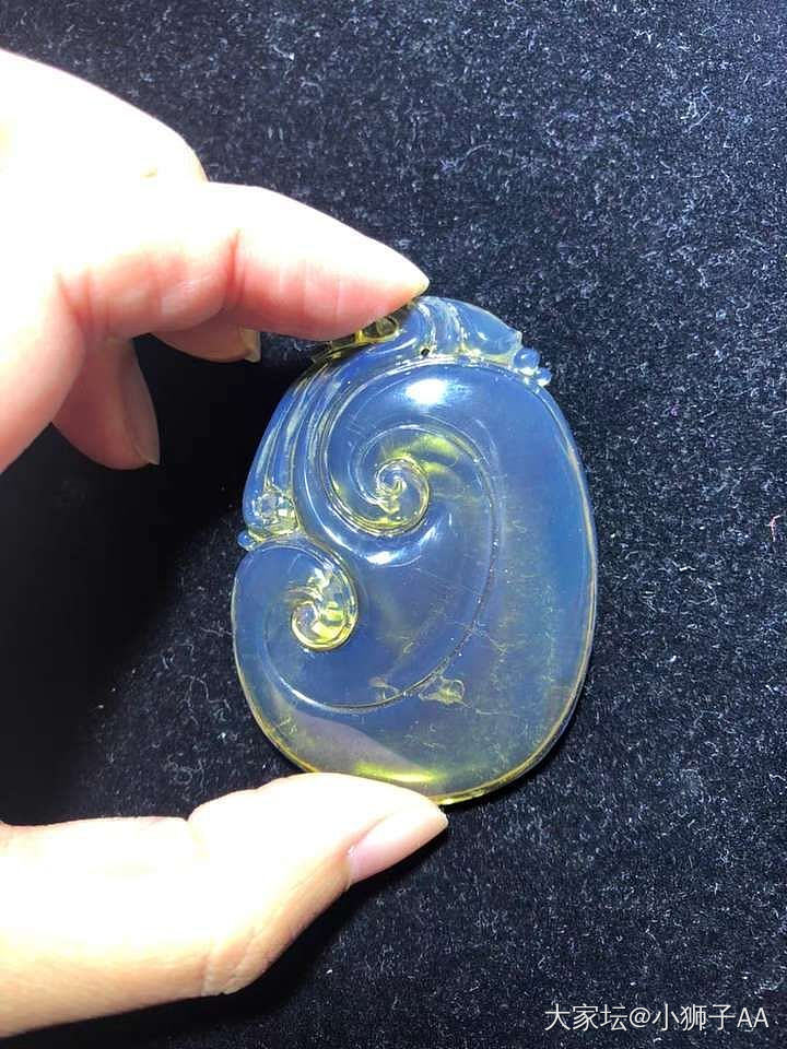 大佬们  这个颜色怎么界定？_琥珀琥珀蜜蜡