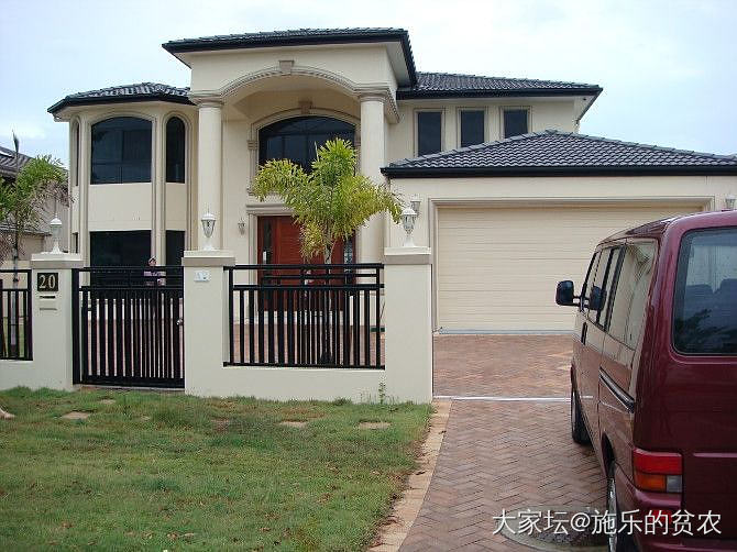 曾经住过十个晚上的新家

这些照片从qq空间得来，空间里的这部分照片是为了留念失...