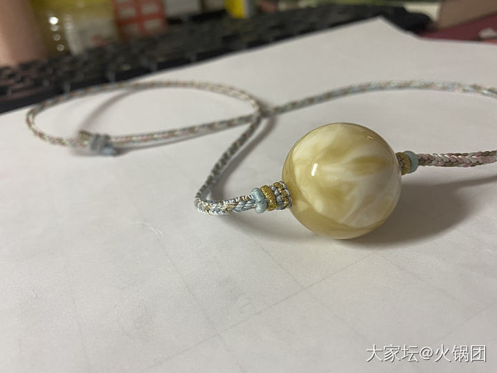 浓蜡大猪配绿松麻花诞生了_琥珀蜜蜡