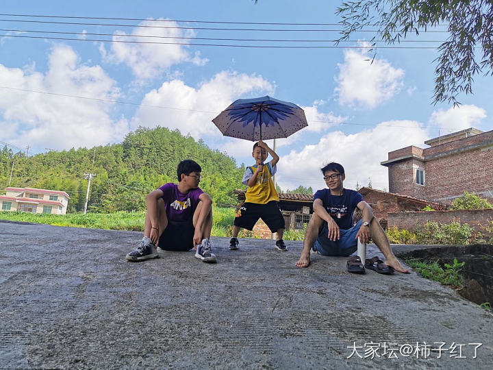 溜达下一站，隔壁村赏荷花。_景色旅游