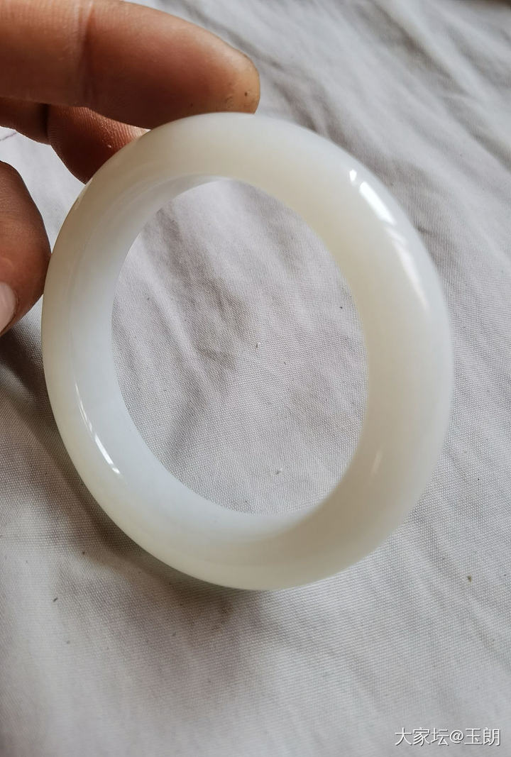 61口一级白手镯_和田玉