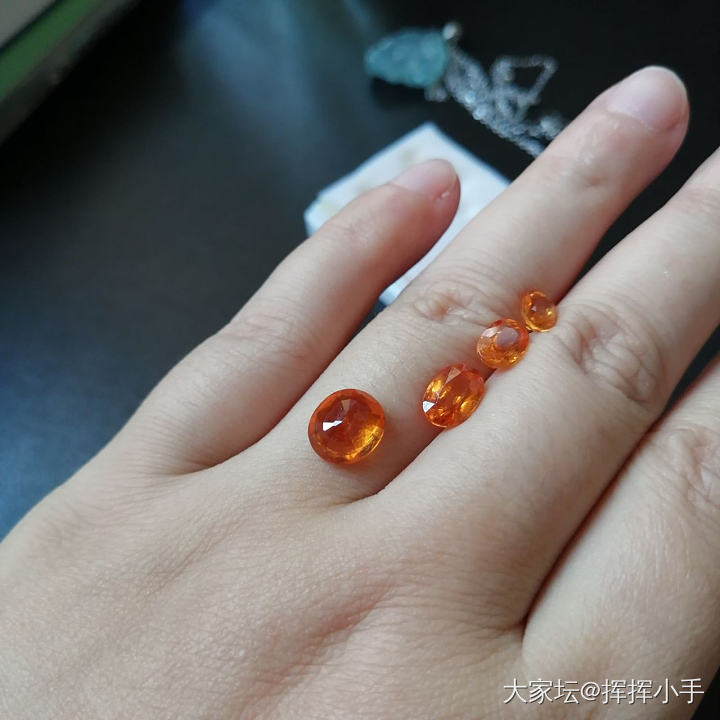 新收到的芬达颜色可以吗？_芬达彩色宝石