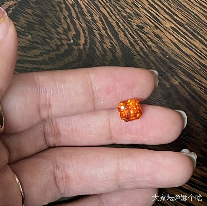 新收到的芬达颜色可以吗？_芬达彩色宝石